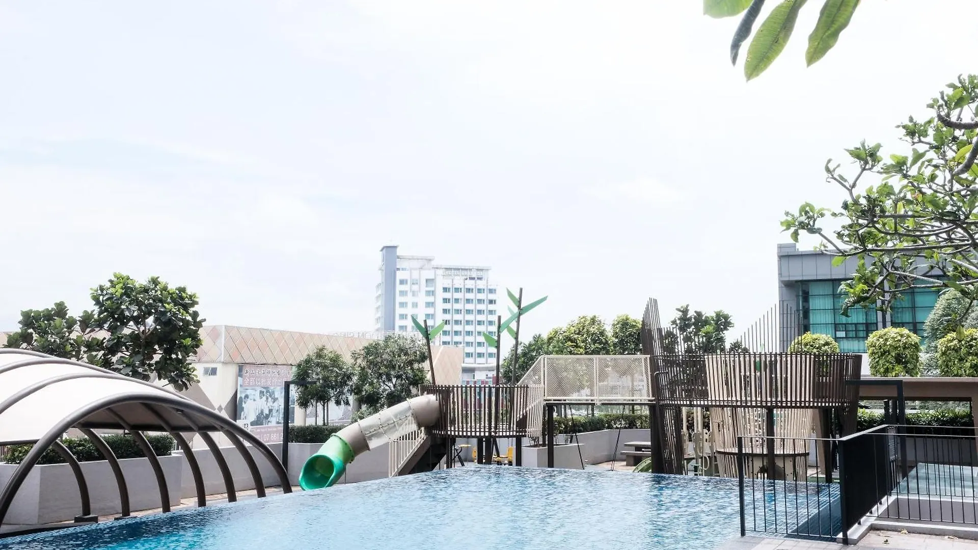Bukit Indah Sky Trees 2-Bedroom Apartment Johor Bahru Malaysia